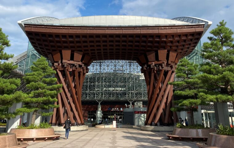 金沢駅鼓門