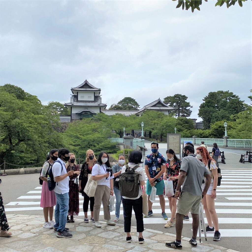 モニターツアー