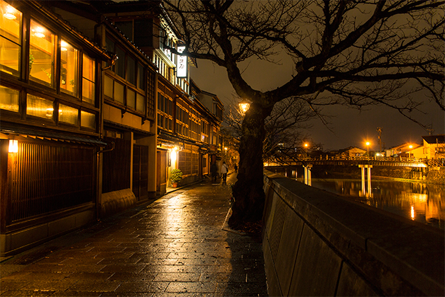 Kazue-machi geisha district