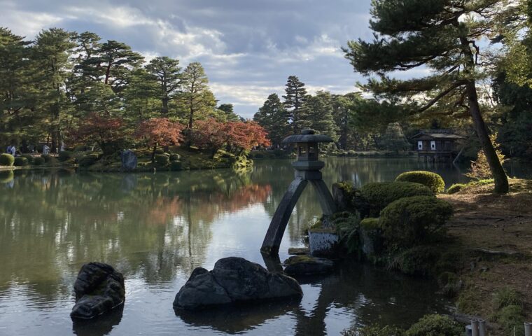 兼六園ことじ灯篭
